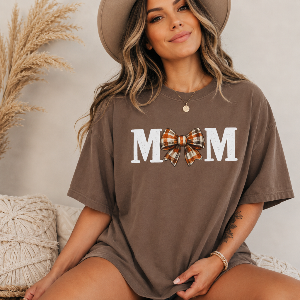 Trendy MOM Bow T-Shirt | Cute Fall Mom Graphic Tee | Autumn Shirt | Buffalo Plaid Bow Mama Tee | Cozy Pumpkin Season Gift for Moms