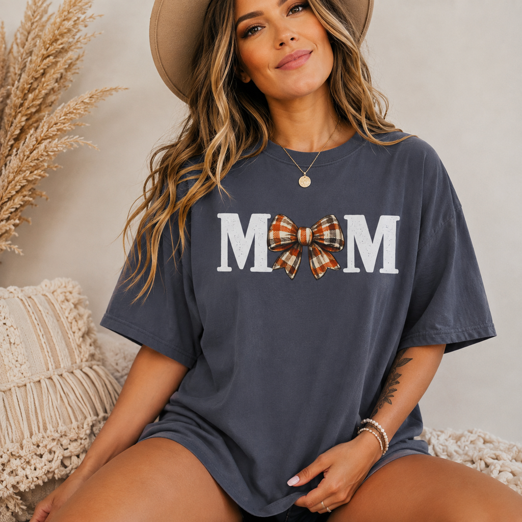 Trendy MOM Bow T-Shirt | Cute Fall Mom Graphic Tee | Autumn Shirt | Buffalo Plaid Bow Mama Tee | Cozy Pumpkin Season Gift for Moms