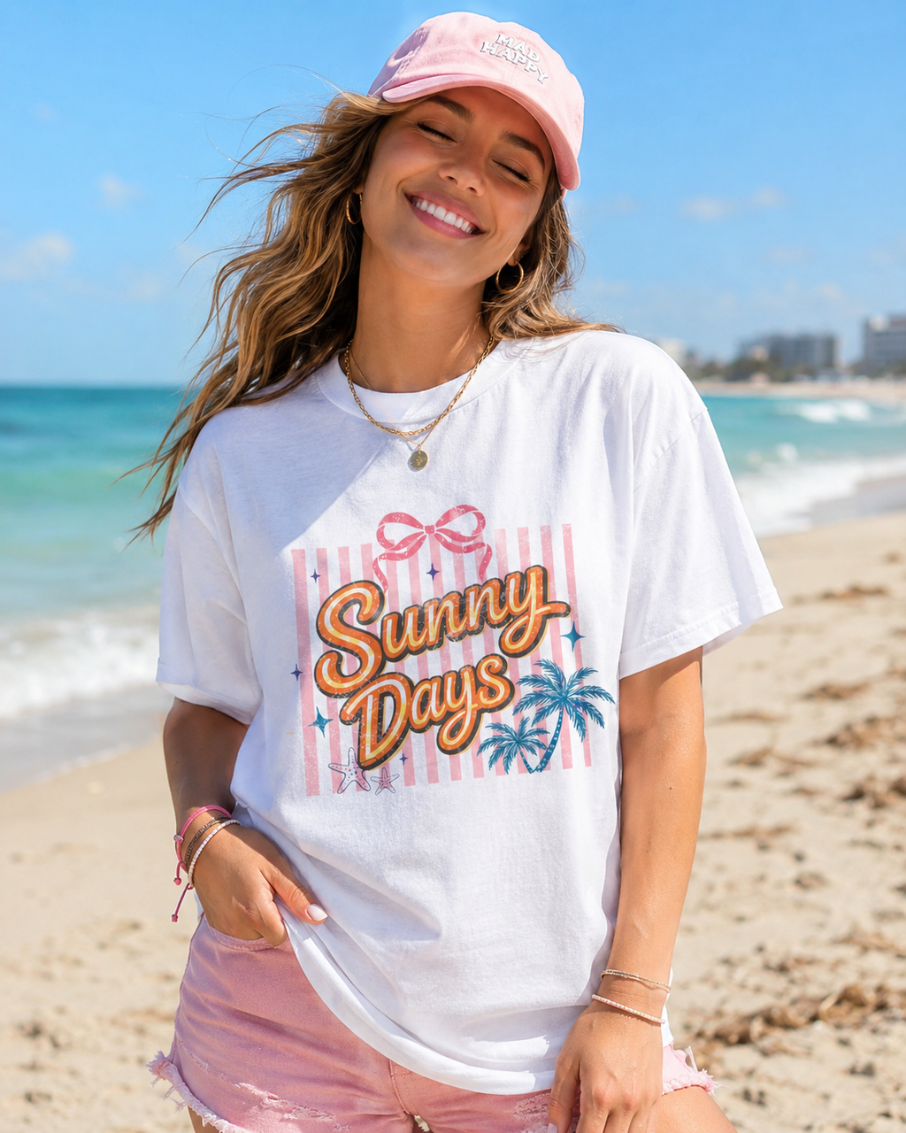 Sunny Days Beach Graphic T-Shirt | Retro Summer Jersey Tee | Cute Coastal Vacation Shirt | Beach Lover Gift | Women's Oversized Graphic Tee