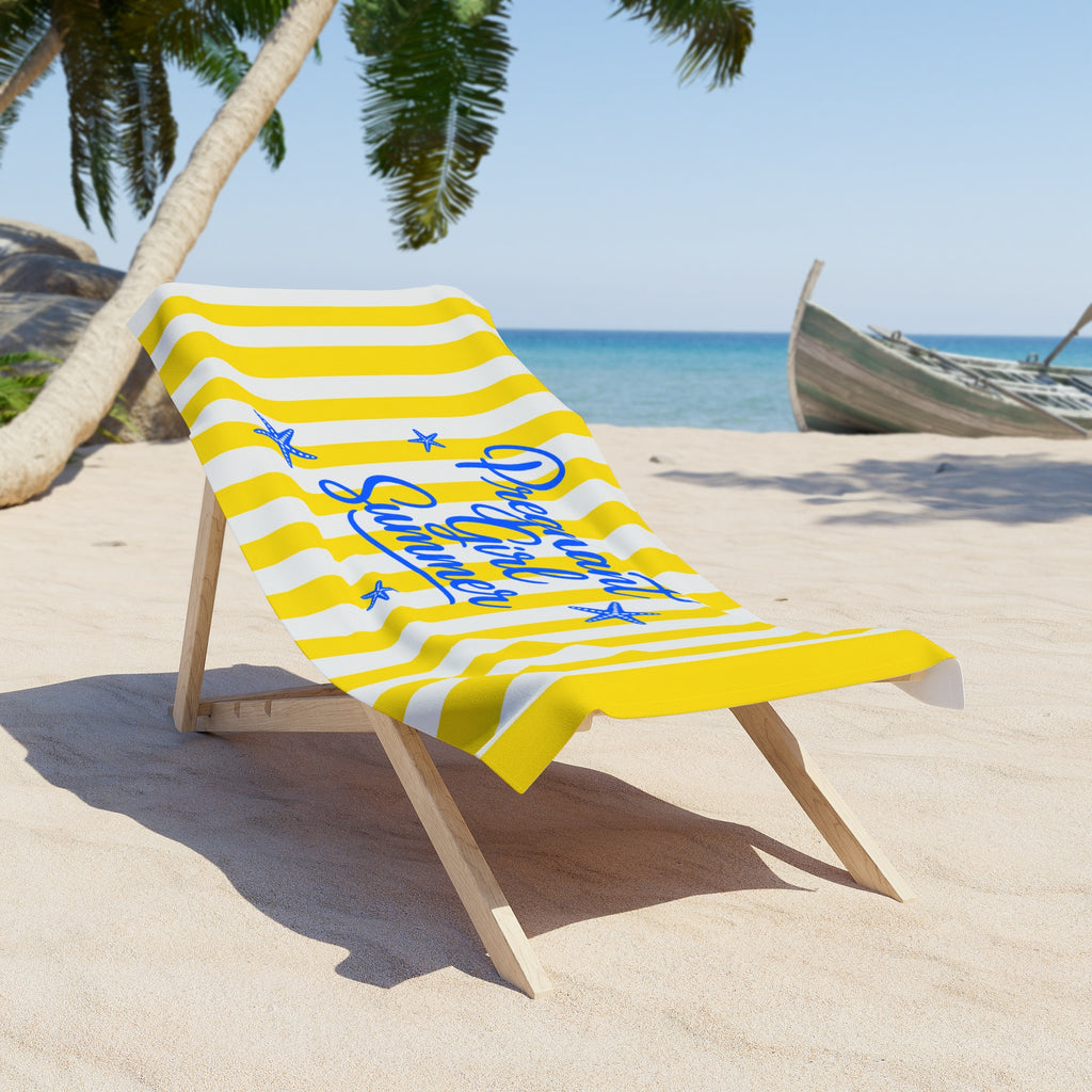 Pregnant Girl Summer Beach Towel | Trendy Yellow Striped Starfish Pool Towel for Moms | Cute Summer Vacation Towel | Coastal Beach Gift | Yellow Striped Maternity Pool & Vacation Towel